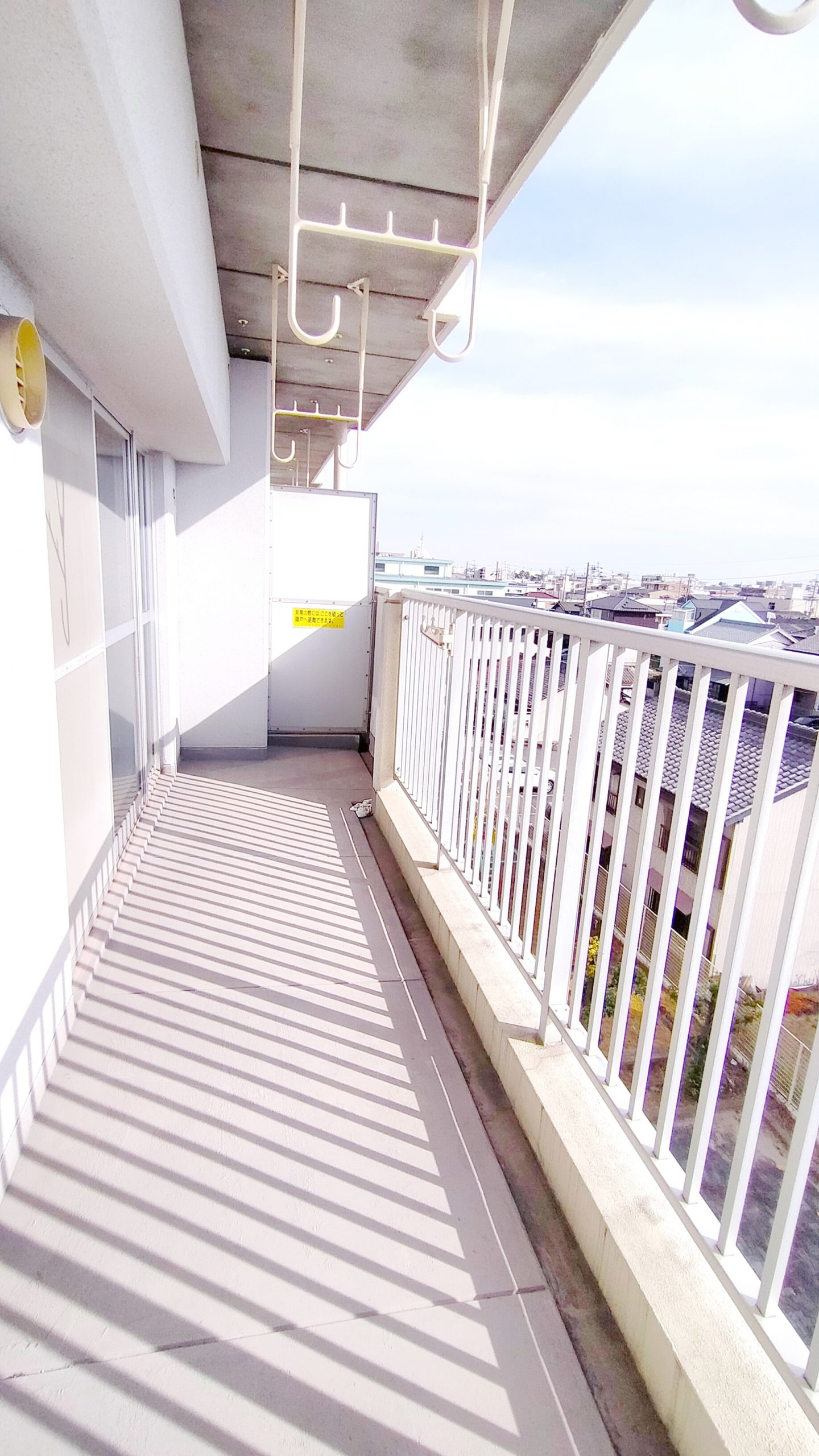 奥行の広いバルコニー