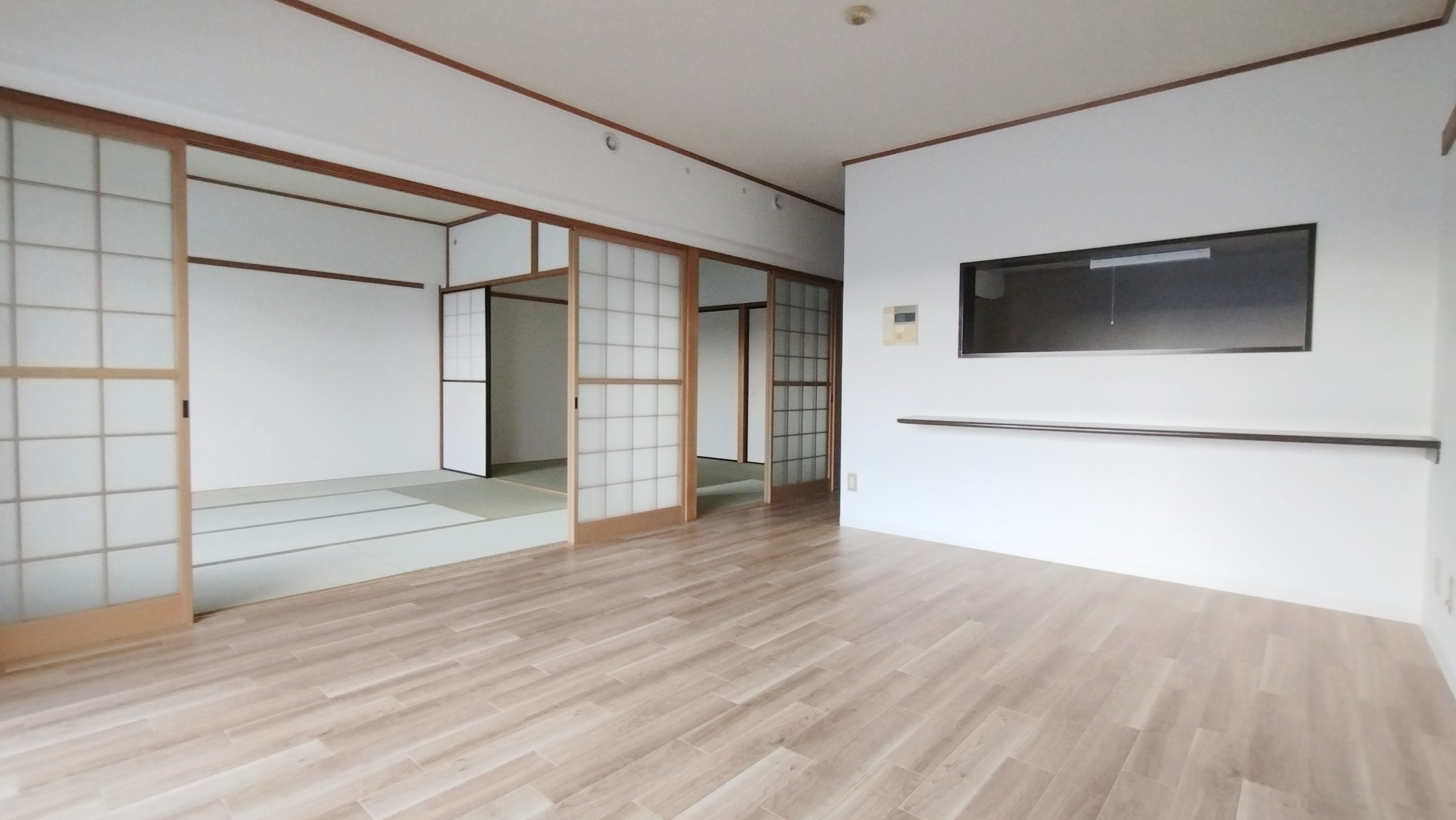 南向き日当たり抜群のリビング