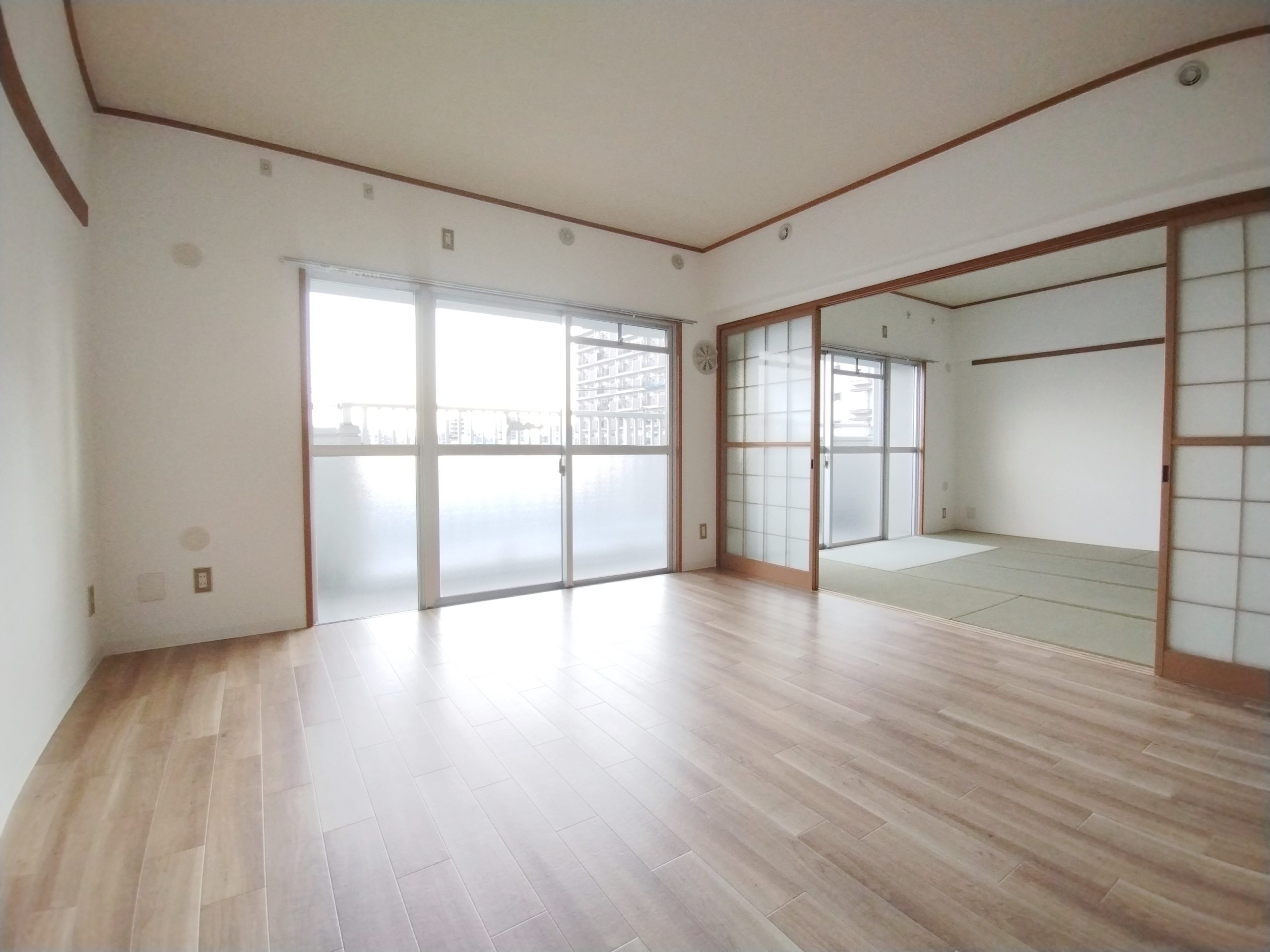 南面の2面採光は室内を明るくします