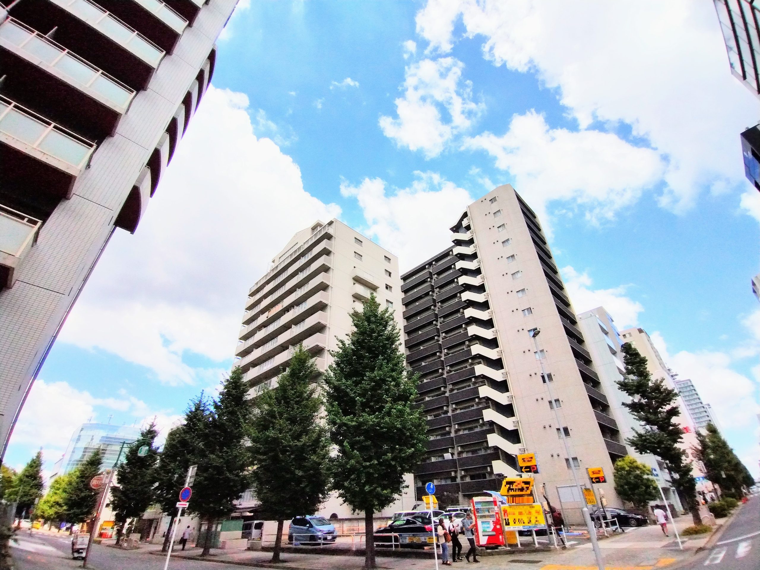 近くには公園や文化施設、少し足を延ばせば栄、伏見の繁華街ととても便利な立地です