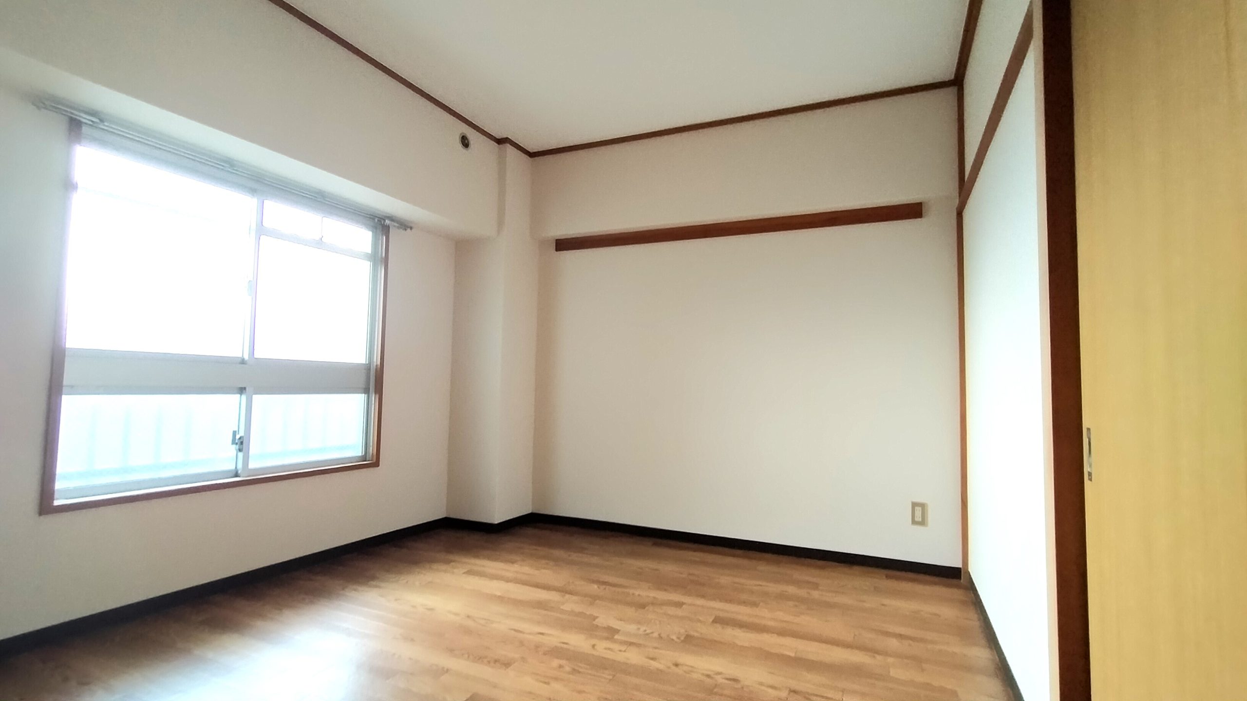 大きな開口があるため北側でも明るく過ごせます