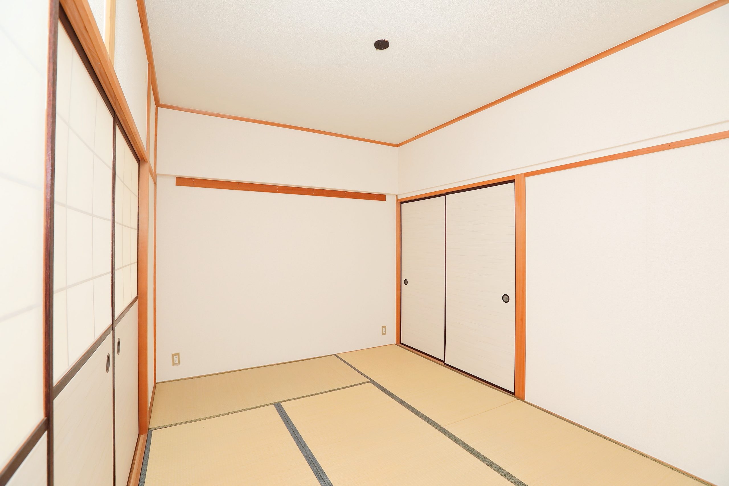 続き和室は夏は涼しく冬は暖かく過ごすことが出来ます