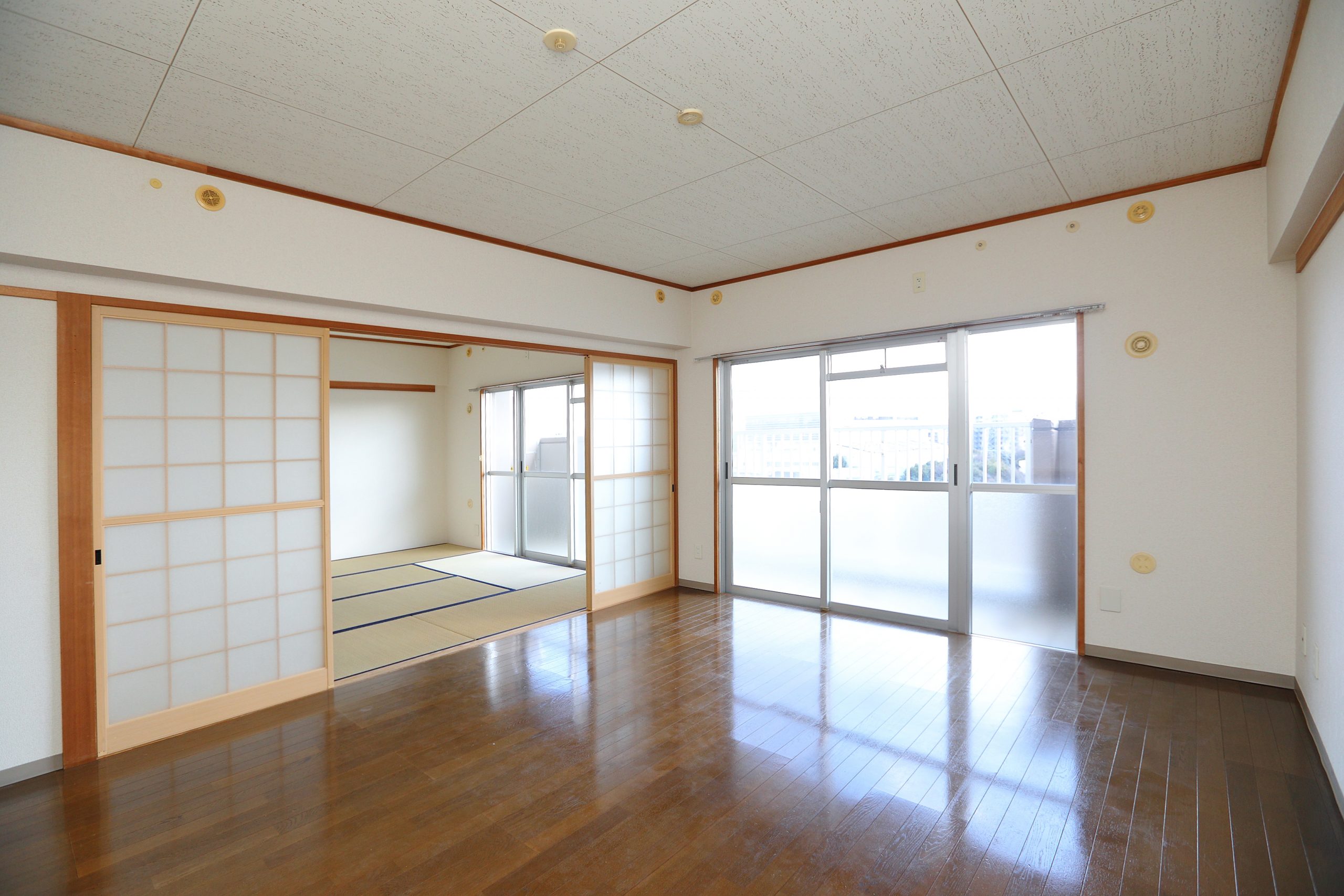 南面リビングが開放的でやすらぎをもたらします