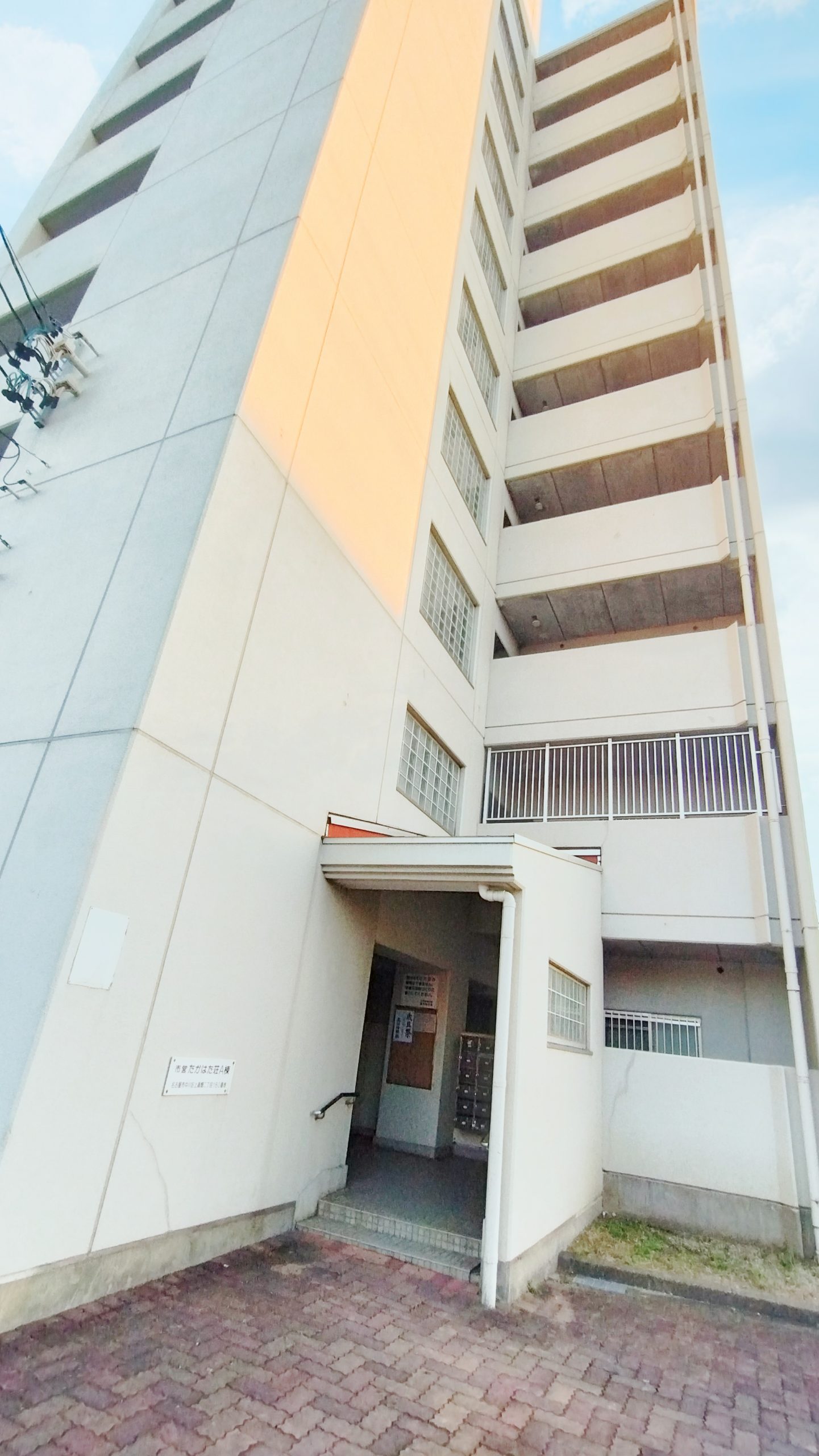 A棟エントランス