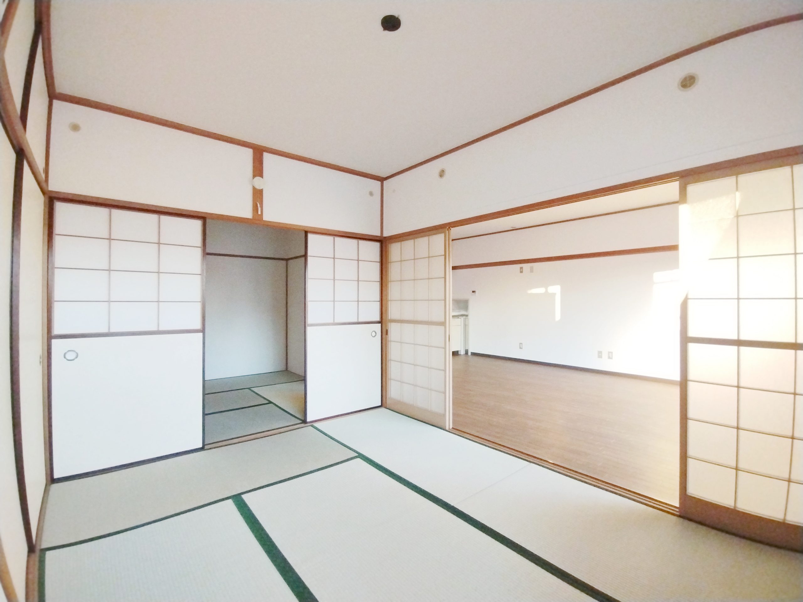 南面和室は夏は涼しく冬は暖かく過ごせます