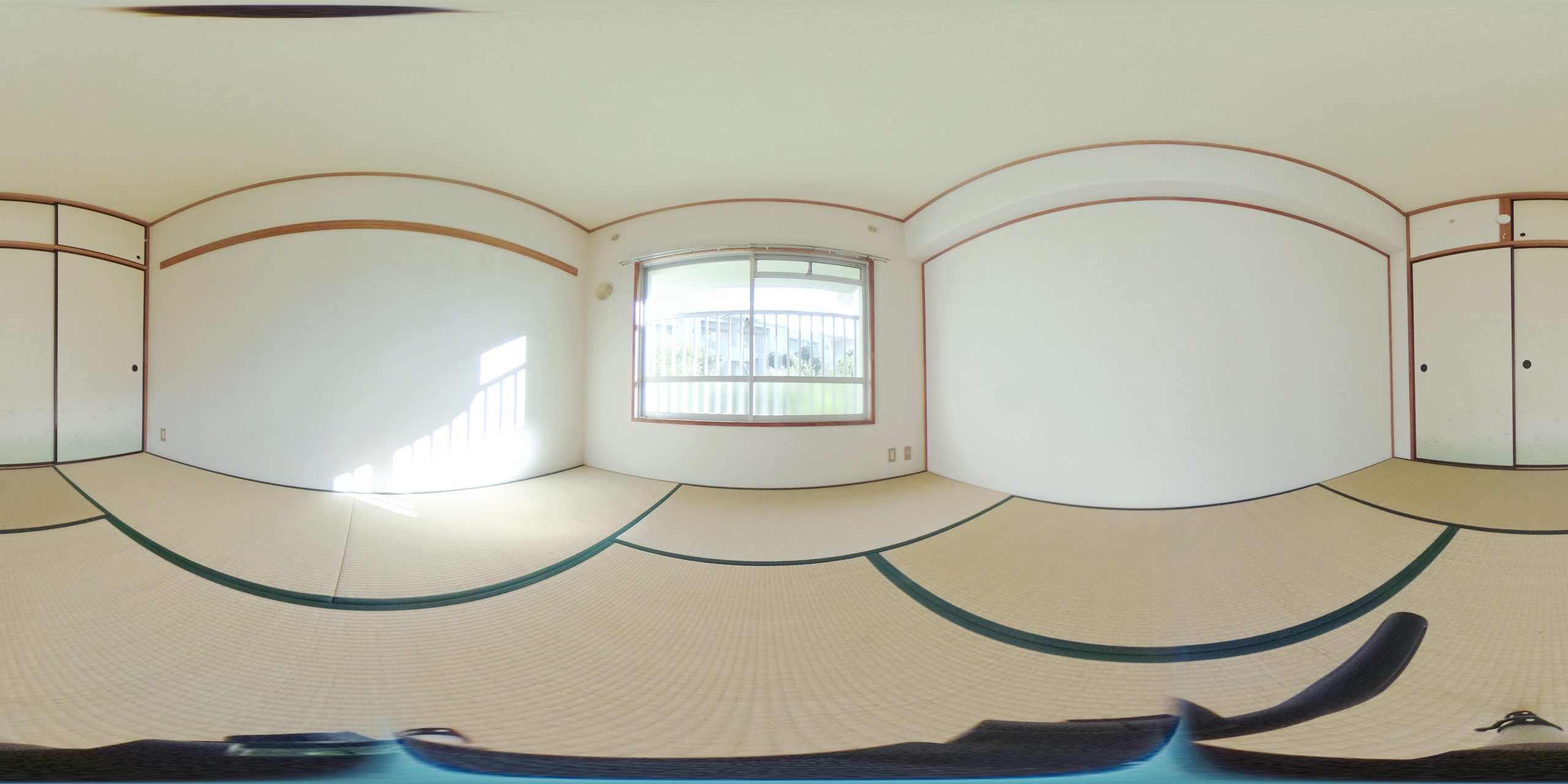 南側には南向き3部屋の居室が並びます