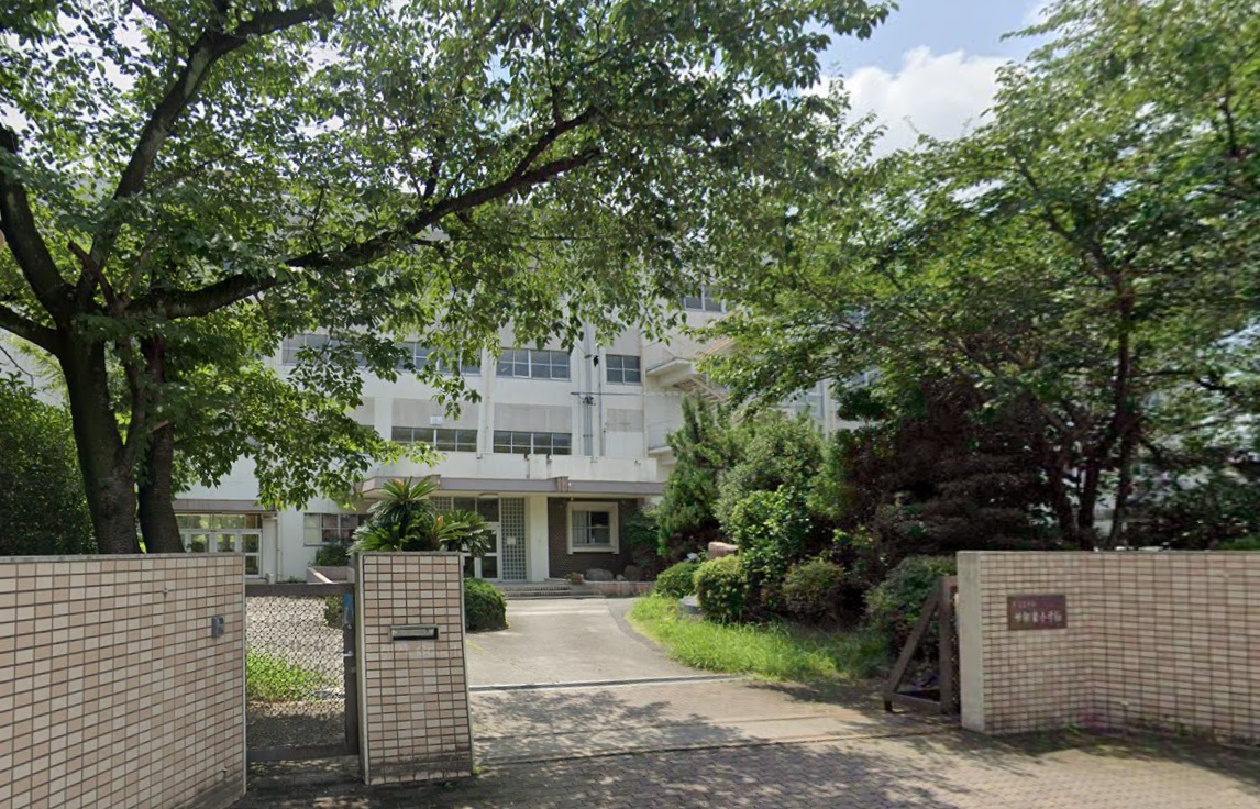 近隣施設② 廿軒家小学校