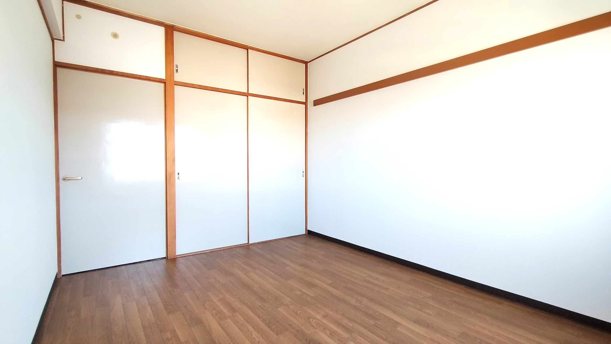 北側洋室 収納力抜群です