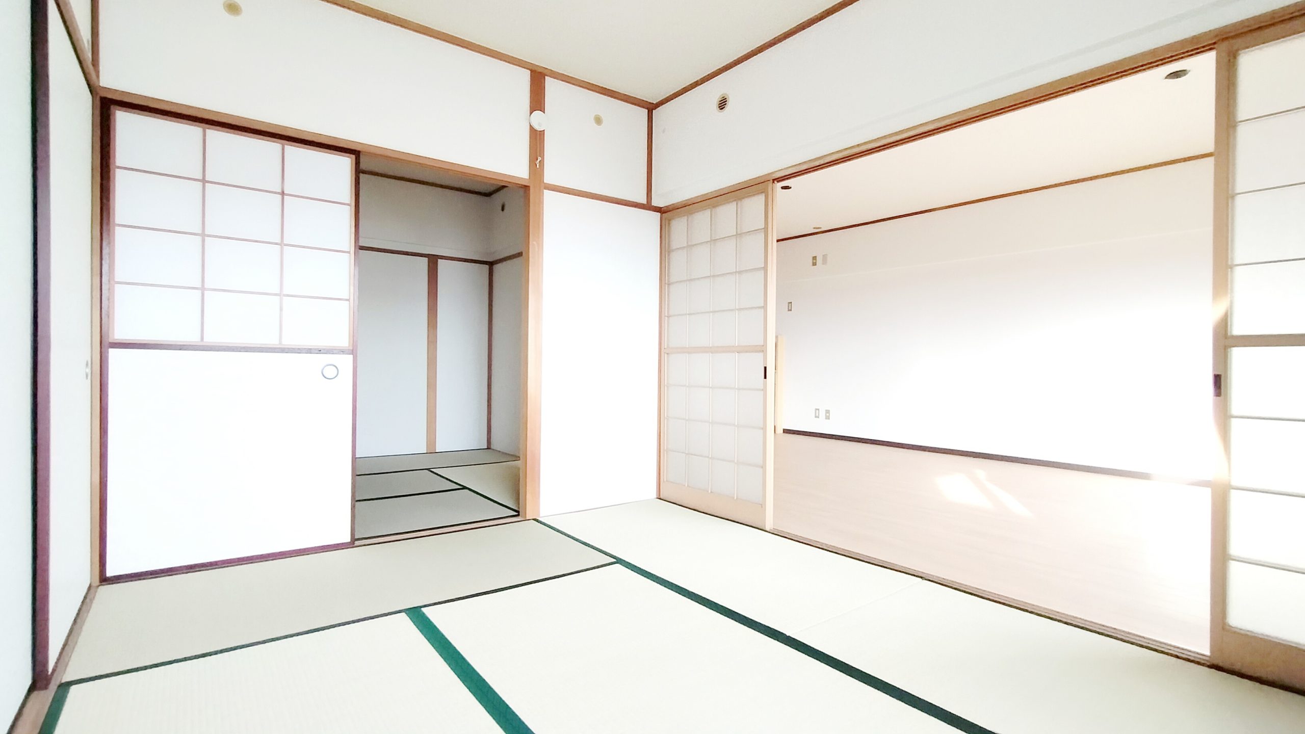 南面和室はお子様も安心して遊ばせることが出来ます