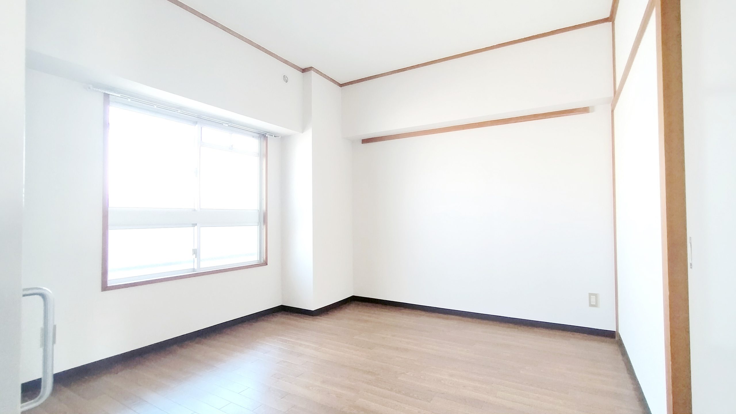 大きな開口があるため北側でも明るく過ごせます