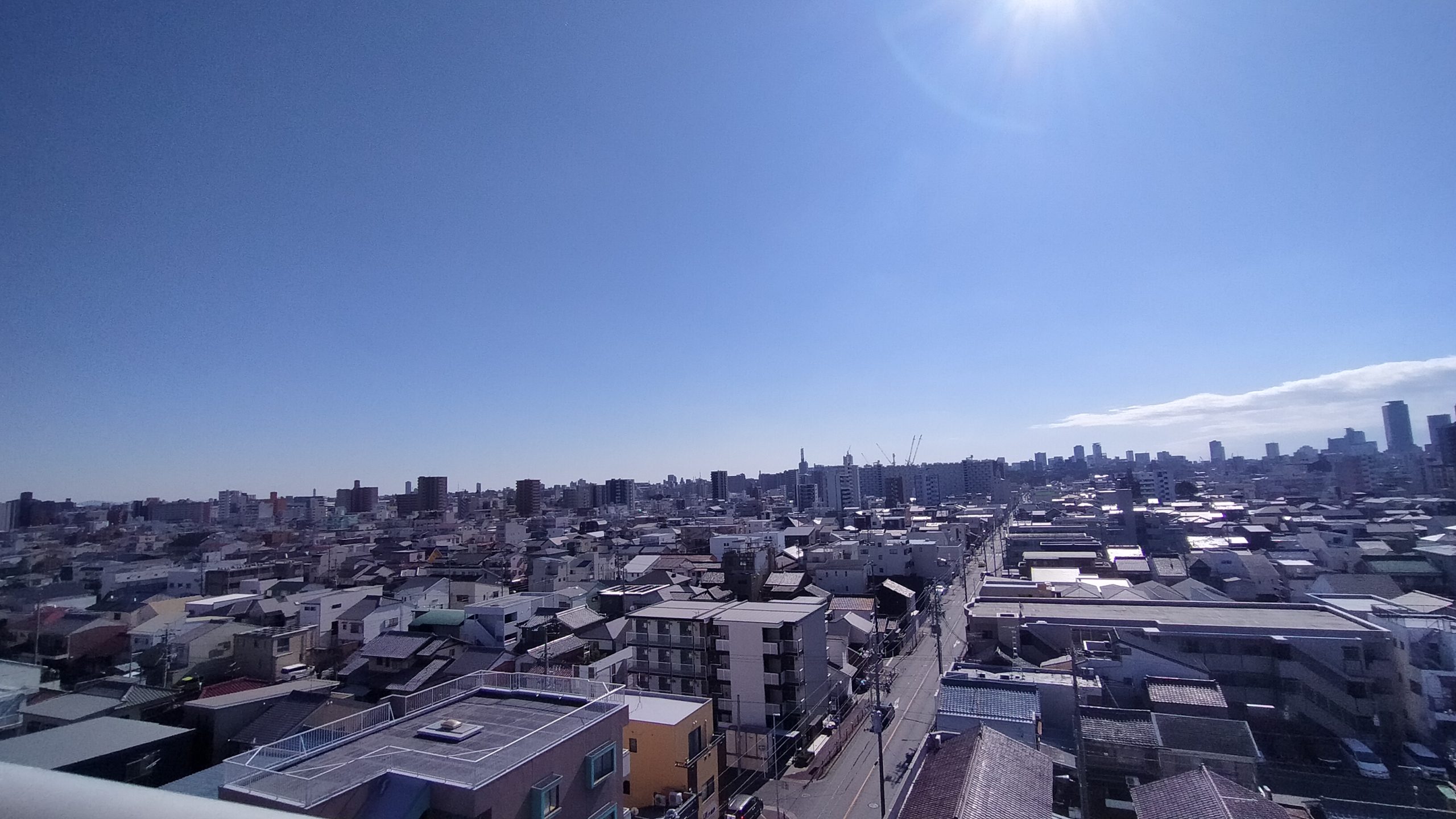 9F南面バルコニー 遮る建物無く眺望抜群!右手には名古屋駅のビル群も見えます!